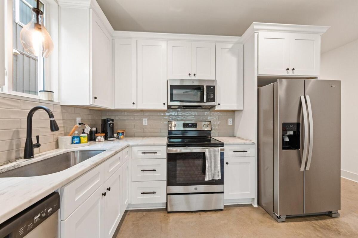 Appartamento New Thibodeaux House Cajun Luxury 65 Tv Fast Wifi Lafayette Esterno foto